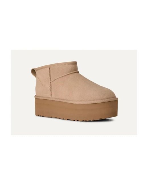 Winter Boots di Ugg in Brown