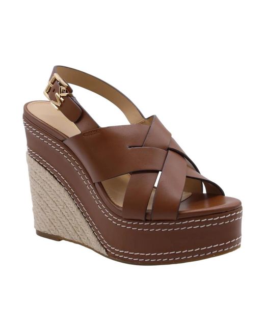 Wedges di Michael Kors in Brown