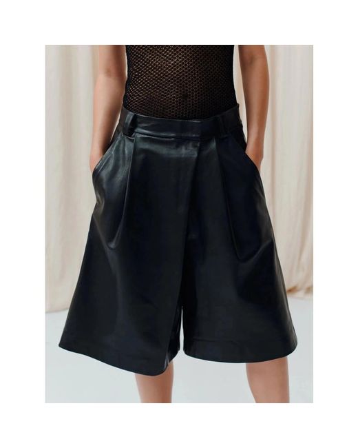 Marella Black Casual Shorts