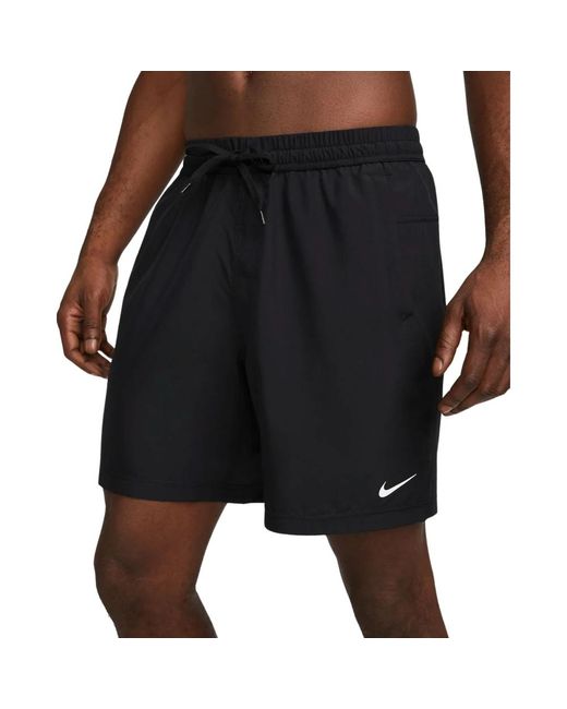 Form 7 sporty shorts di Nike in Black da Uomo