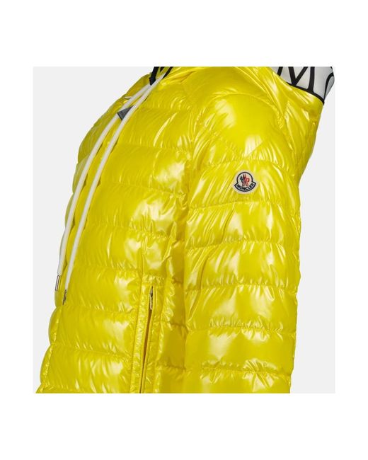 Jackets > down jackets Moncler pour homme en coloris Yellow