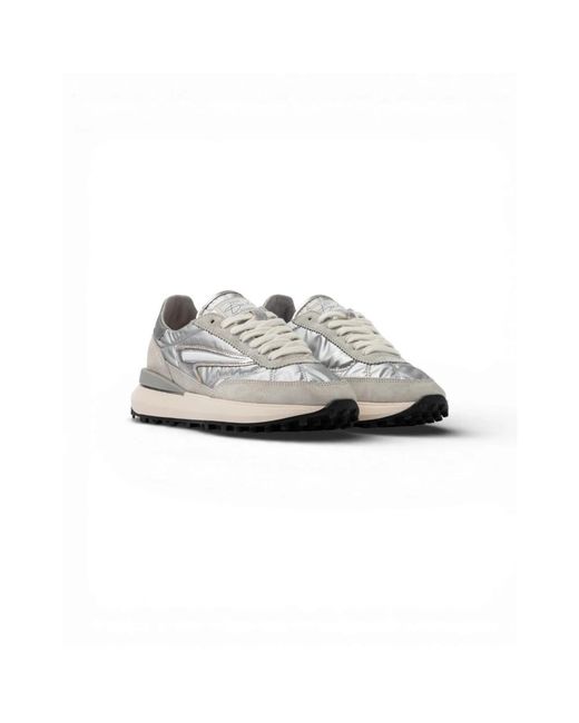 Sneakers di Date in Gray