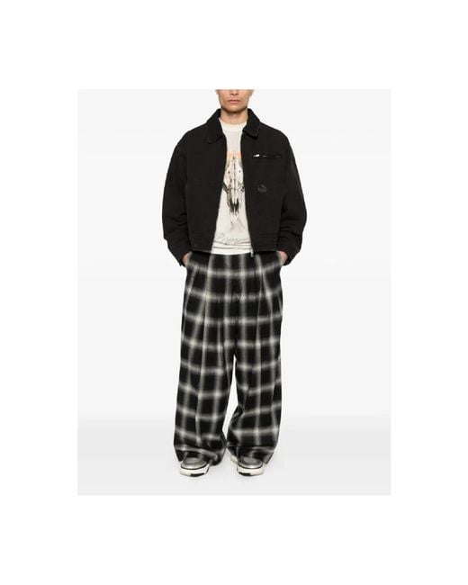 Light Jackets Represent de hombre de color Black