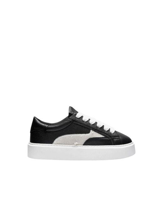 RETERNITY Black Sneakers for men