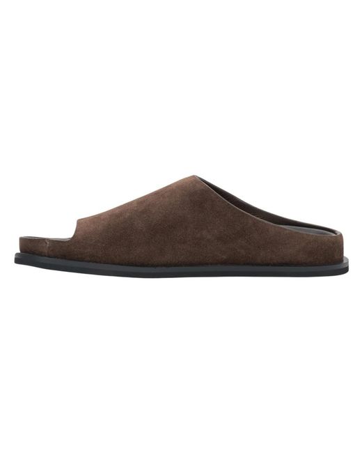 ESTRO Slippers in het Brown