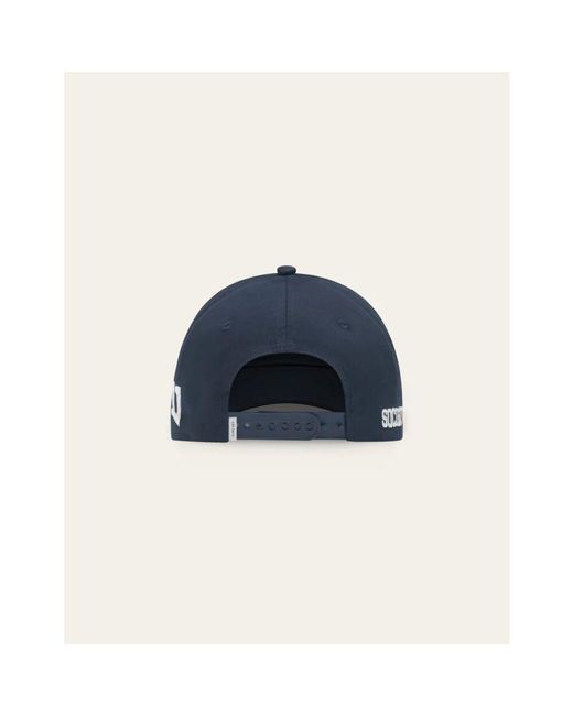 Les Deux Blue Caps