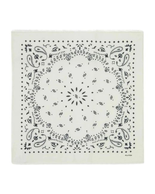 Winter Scarves di Kujten in Metallic