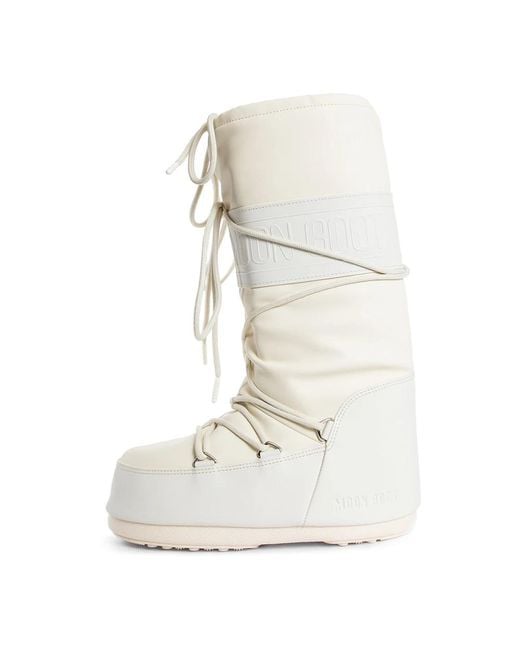 Moon Boot White Winter Boots