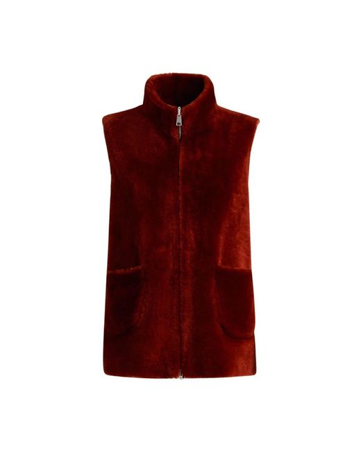 Kiton Jassen ,Rood ,Burgundy Shearling Sleeveless Jacket in het Red