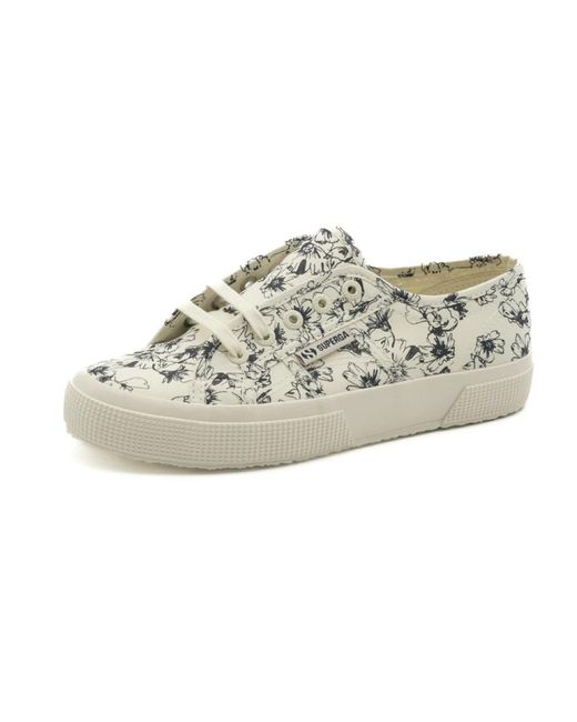 Zapatos de con estampado floral Superga de color White
