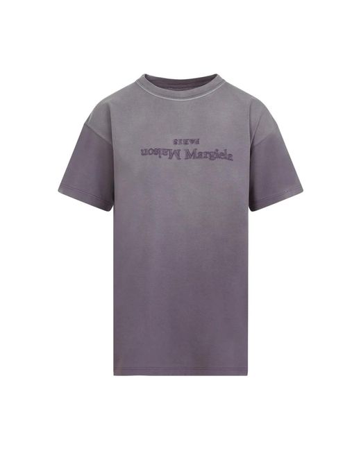 Maison Margiela Purple Verbessern sie ihre lässige garderobe mit diesem aubergine t-shirt,gewaschenes schwarzes t-shirt