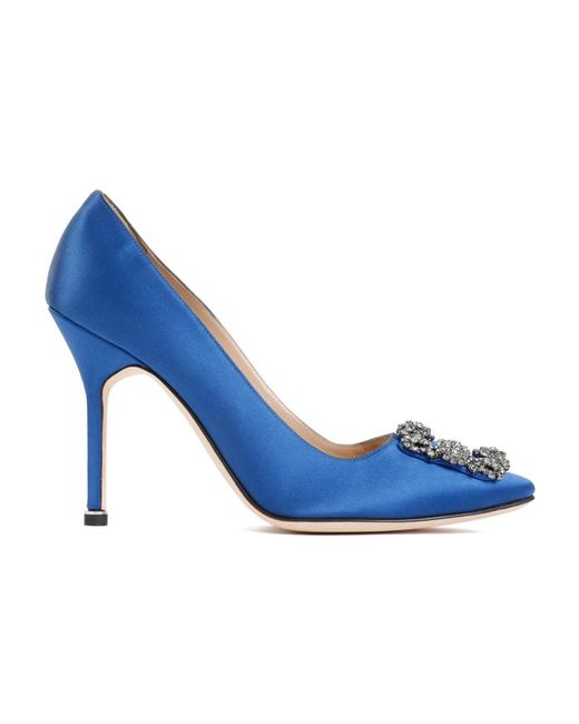 Zapatos de tacón de satén azul con puntera puntiaguda Manolo Blahnik de color Blue