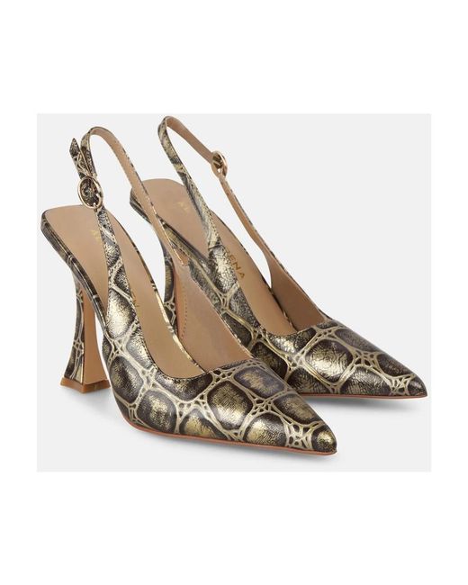 Alma En Pena. Metallic Pumps