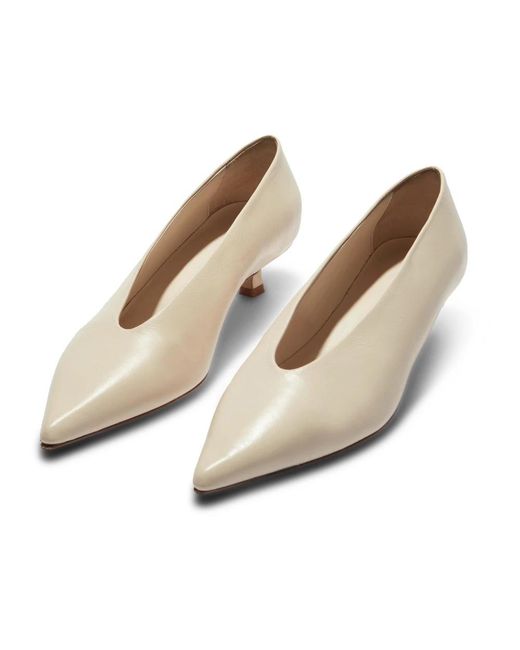 Aeyde Natural Clara Pump