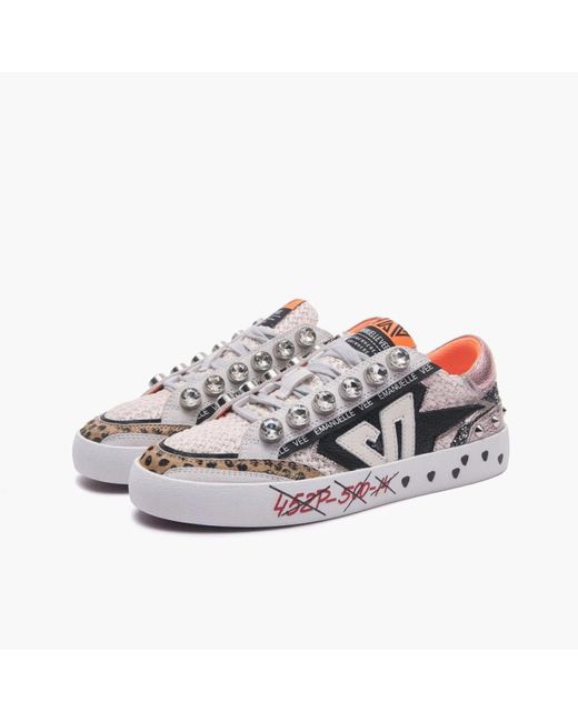 Emanuélle Vee Gray Sneakers