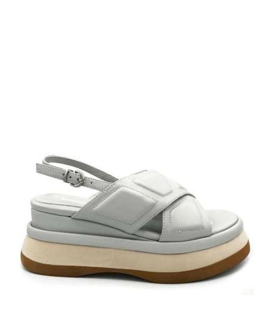 Jeannot White Wedges