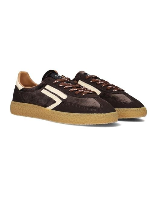 PURAAI Black Sneakers
