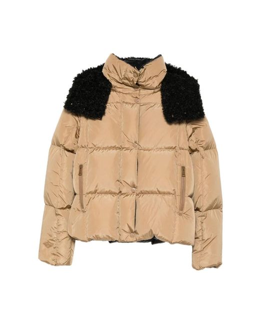 Moncler Gewatteerde Jas Met Hoge Hals in het Natural