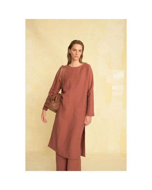 Cortana Red Midi Dresses
