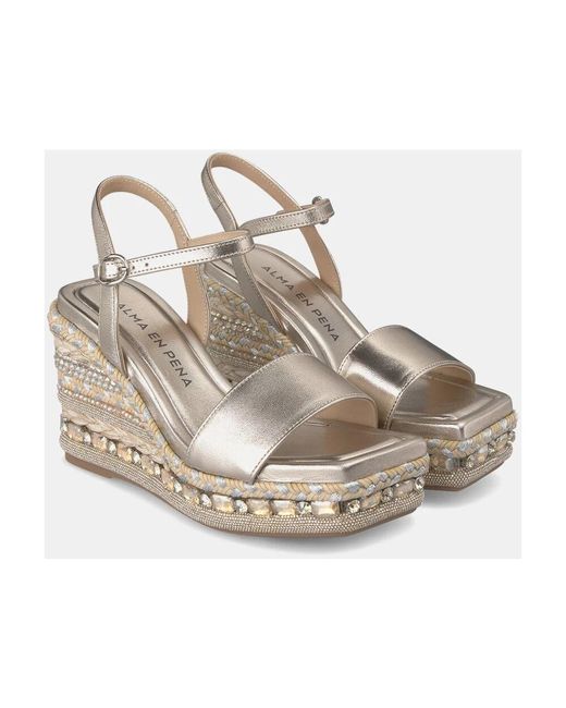 Alma En Pena. Yellow Rhinestone keilabsatz sandale
