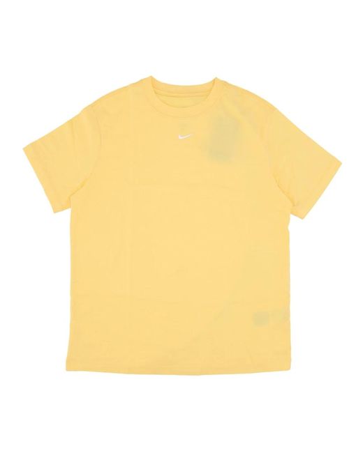 Training T-Shirts Nike en coloris Yellow