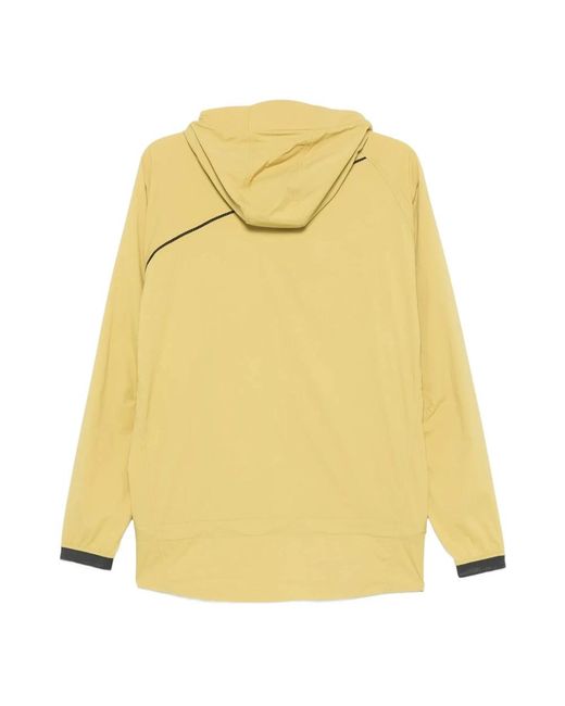 Light Jackets Klattermusen de hombre de color Yellow