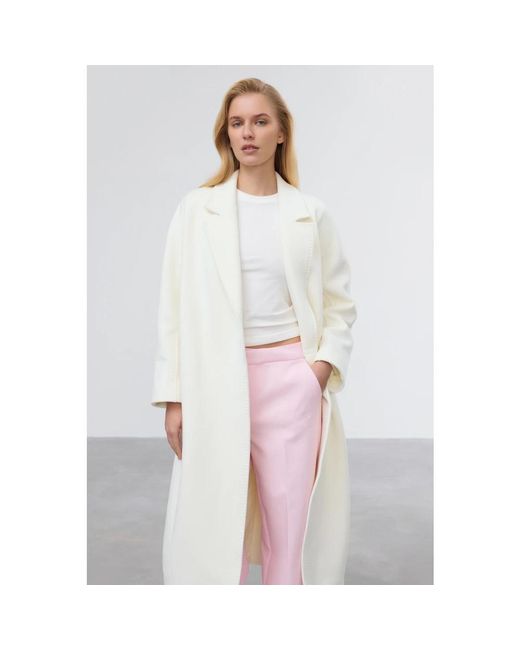ESTRO White Belted Coats