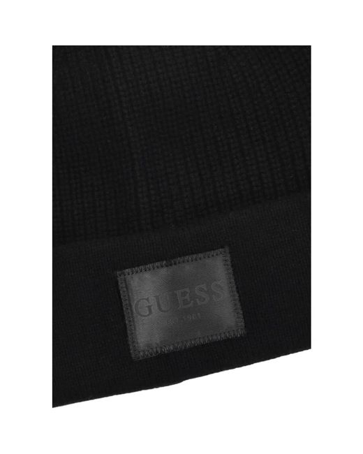 Guess Black Schwarze Brenton Beanie Für Stilvolle Wärme