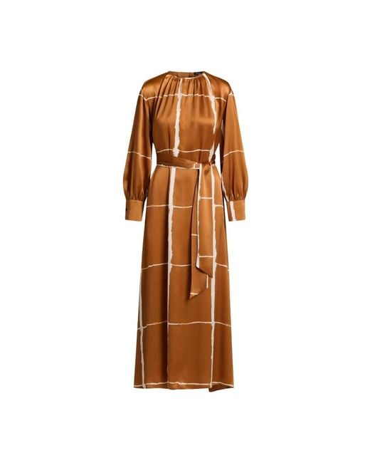 Maxi Dresses Kiton en coloris Brown