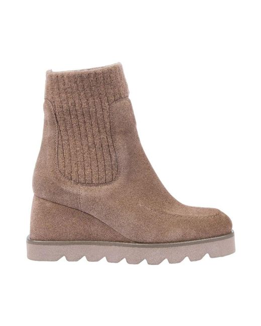 Unisa Brown Wedges