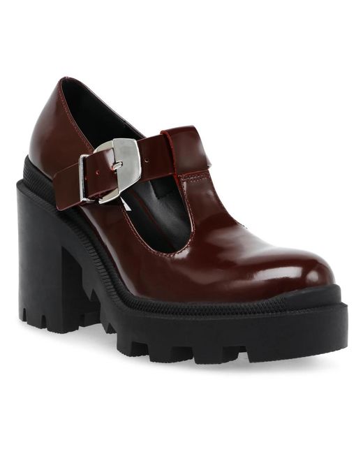 Steve Madden Brown Artisan Pumps