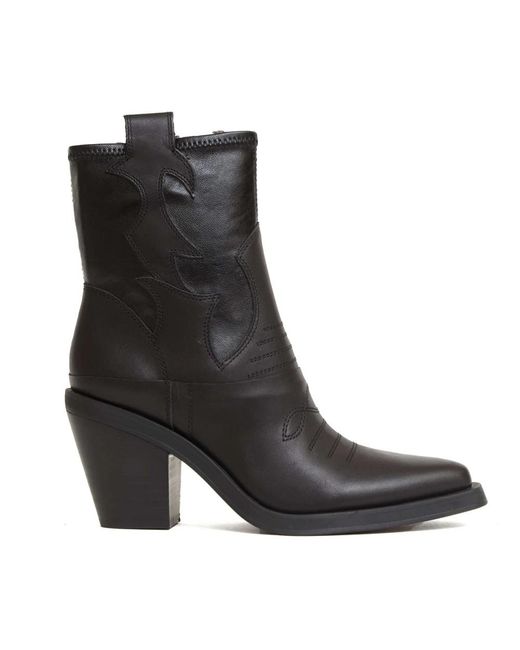 Ash Camperos Laars in het Black