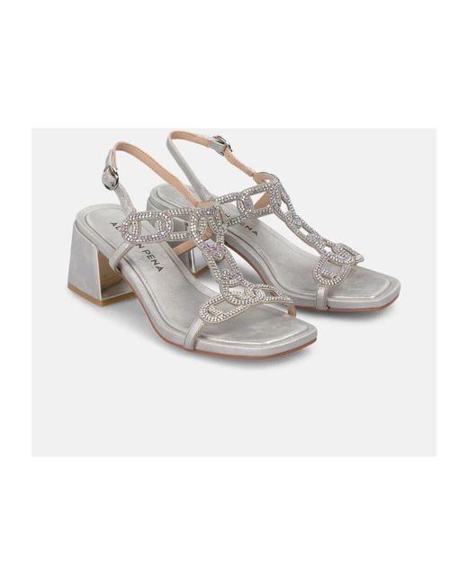 Alma En Pena. Metallic Sandalette Mit Strass