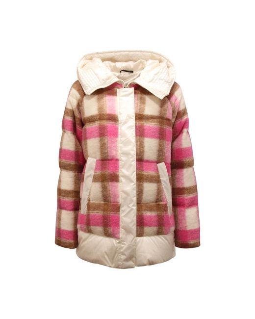 People Of Shibuya Winter Jackets in het Pink