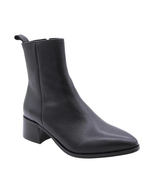 E mia Black Heeled Boots
