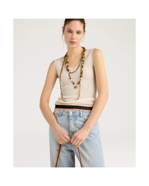 Momoní Natural Sleeveless Tops