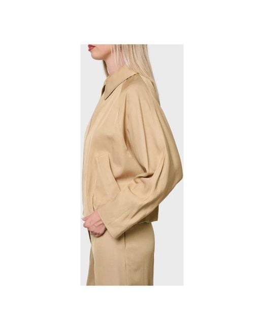 Light Jackets Kaos de color Natural