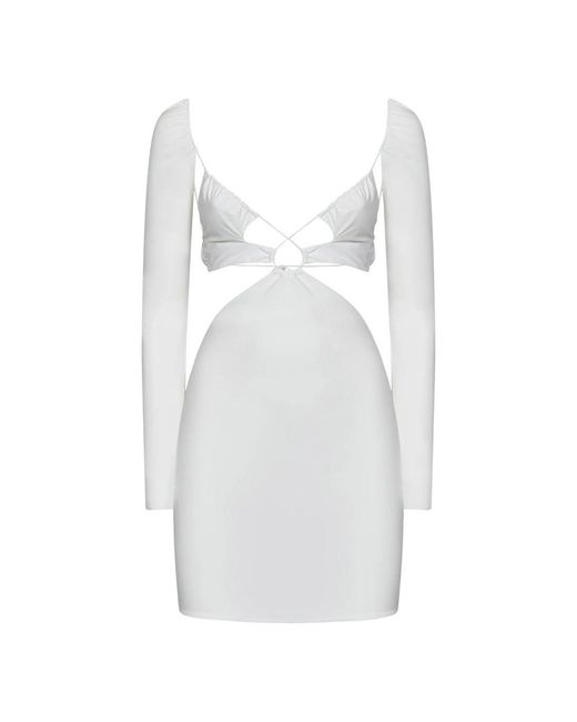 Amazuìn White Short Dresses