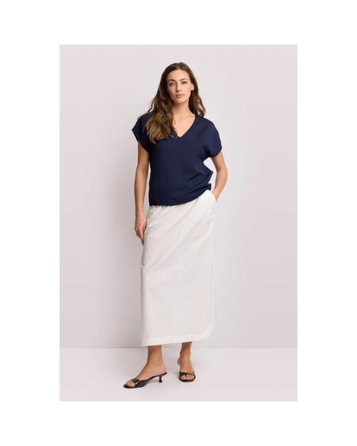 Kocca Overhemden ,Blauw ,All Occasion V-Neck Top in het Blue
