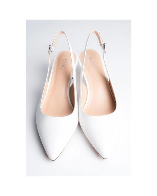 ESTRO White Pumps