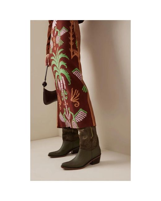 Johanna Ortiz Westerse Geborduurde Leren Laarzen in het Green