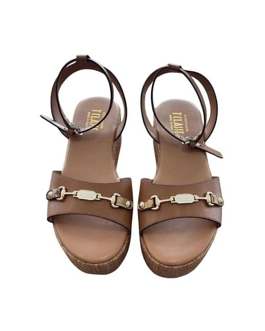 Alviero Martini 1A Classe Brown Wedges