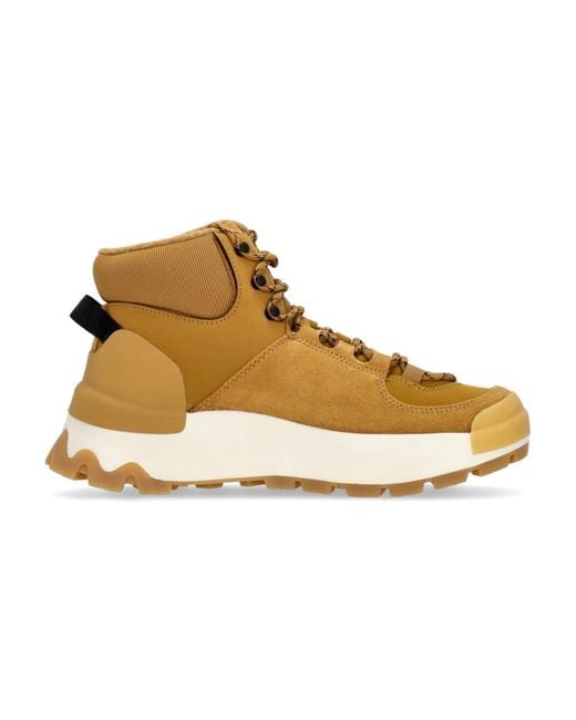 Trekking Boots Nike de color Metallic