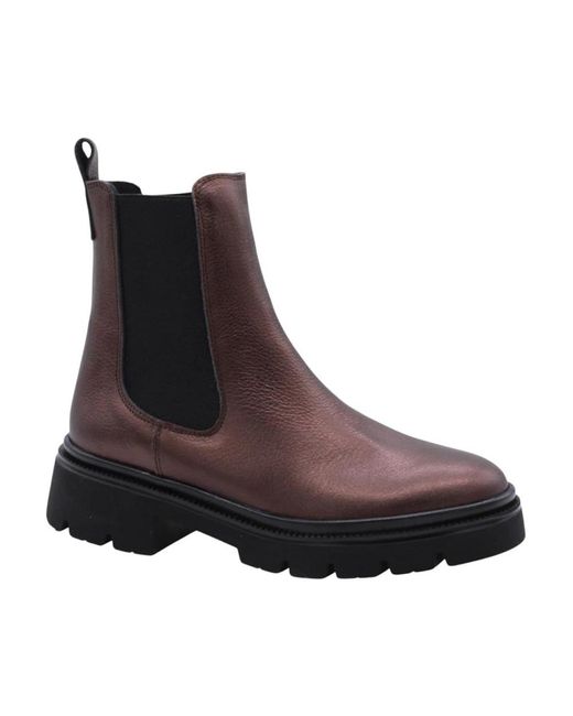 CTWLK Brown Chelsea Boots