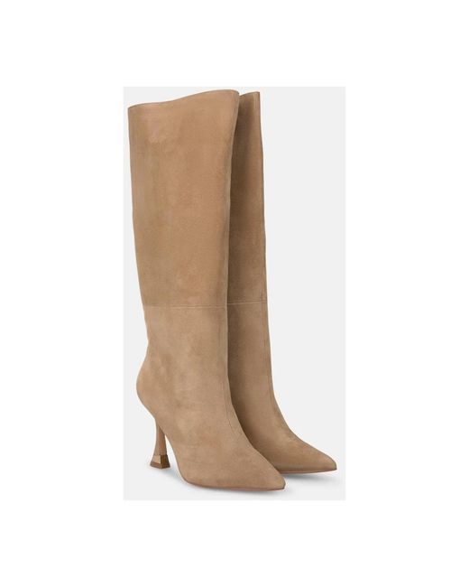 Alma En Pena. Brown Heeled Boots