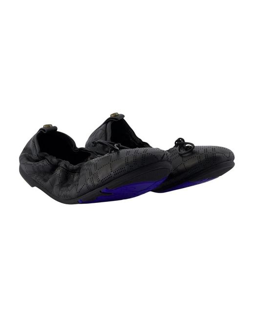 Burberry Black Ballerinas