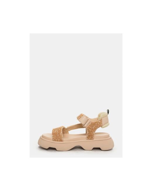 Flat Sandals di Jeannot in Natural