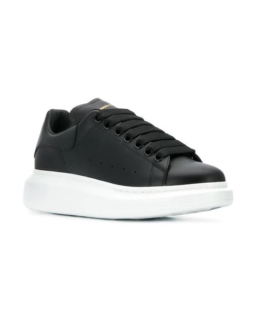 Alexander McQueen Black Übergroße Turnschuhe