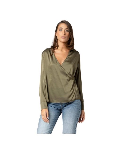 Kocca Overhemden ,Groen ,Soft Wrap Blouse in het Green
