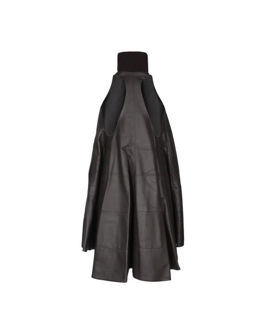 Capes Jacquemus en coloris Black